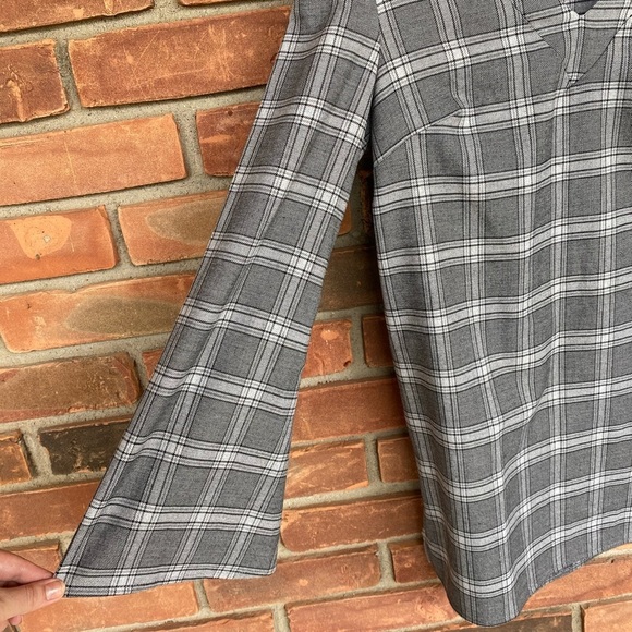 ASOS v neck long sleeve plaid tunic bell sleeve - Picture 5 of 5